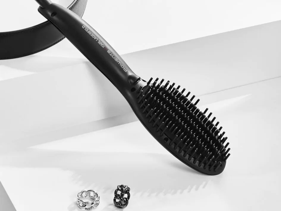 Щітка-випрямляч Rowenta Powerstraight Karl Lagerfeld CF582LF0
